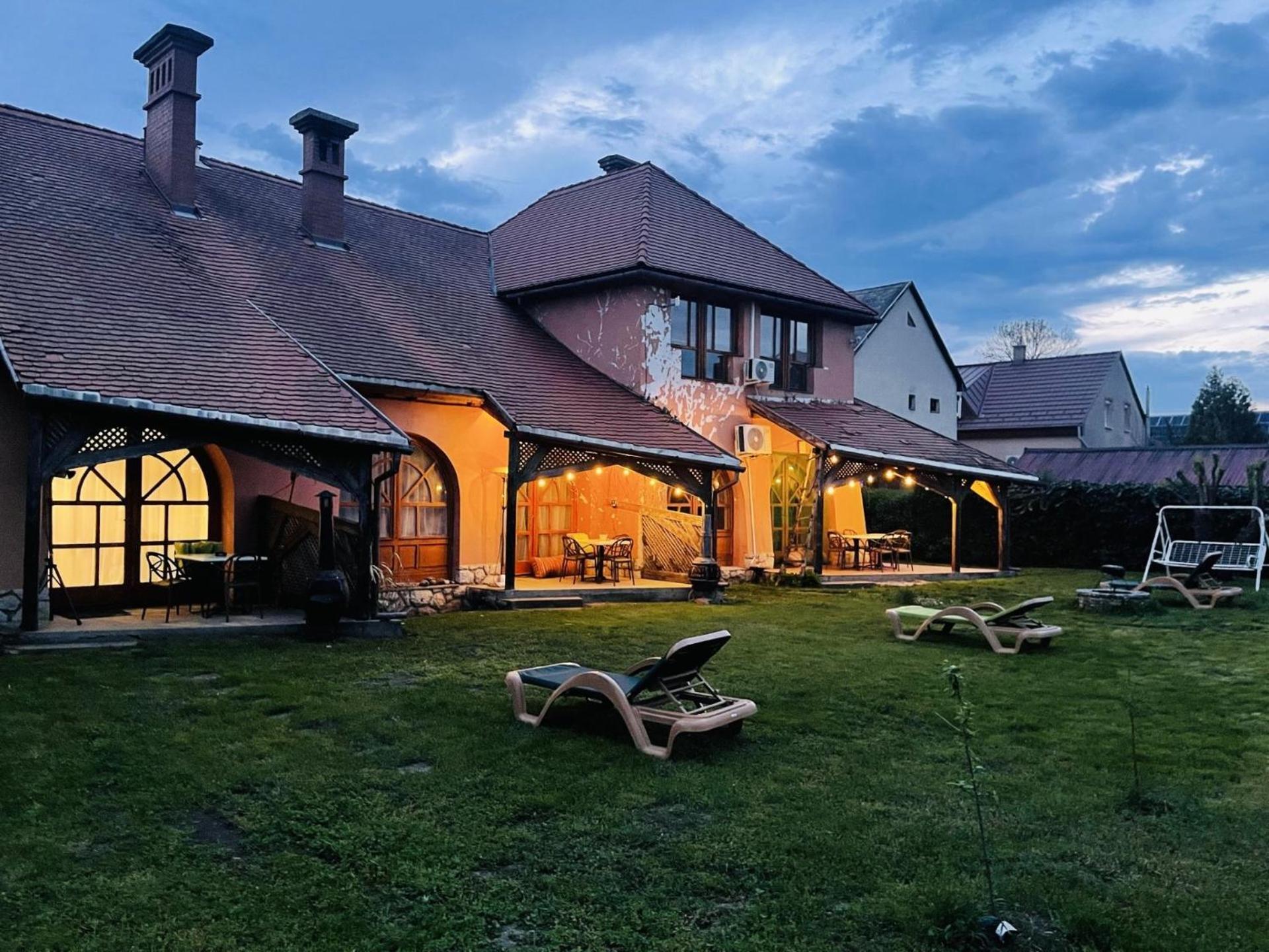 Greenpark Garden Villa Family Apartments Near Tokaj Szerencs Extérieur photo